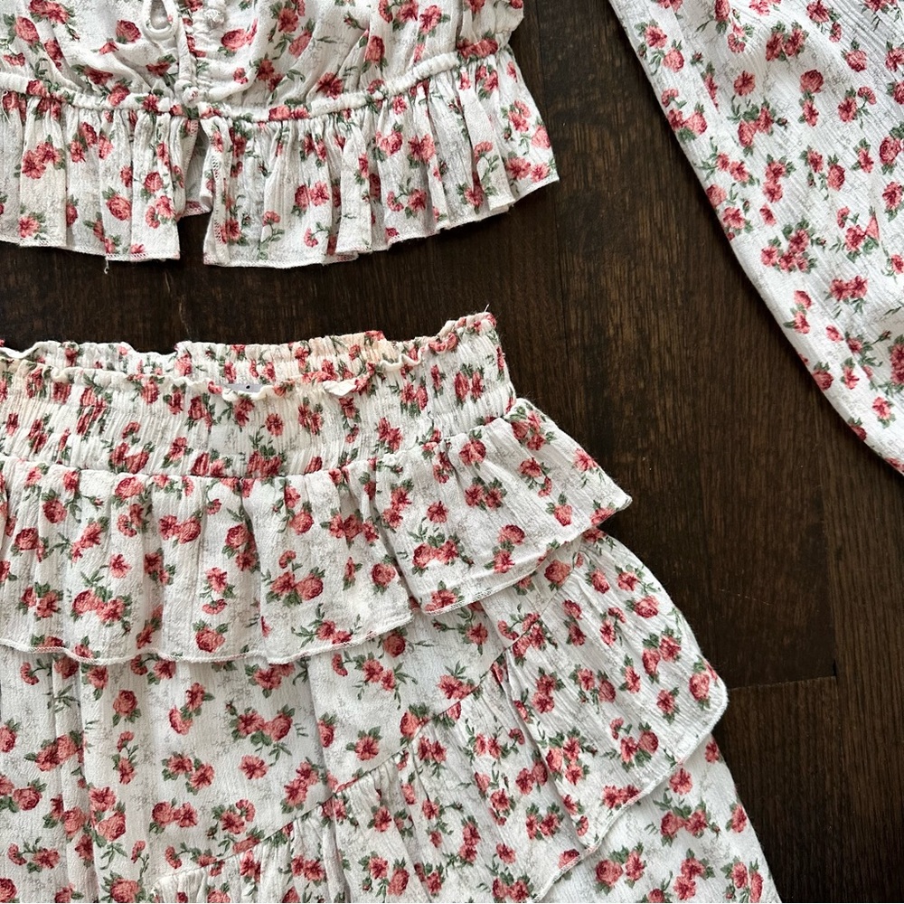 B Chic Set - image 6